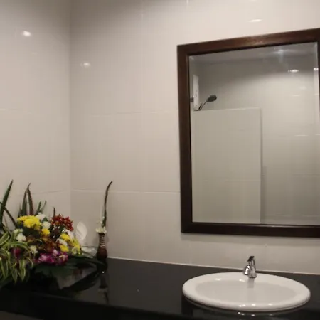 The Seashore Kamala Service Apartment Room photo