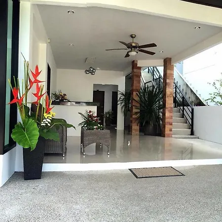 The Seashore Kamala Service Apartment Room photo